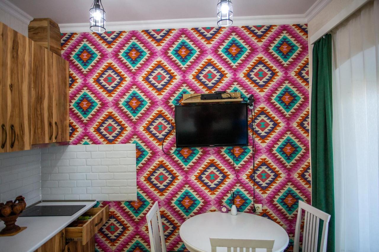 Downtown Apartment Near Sulfur Baths Tbilisi Bagian luar foto